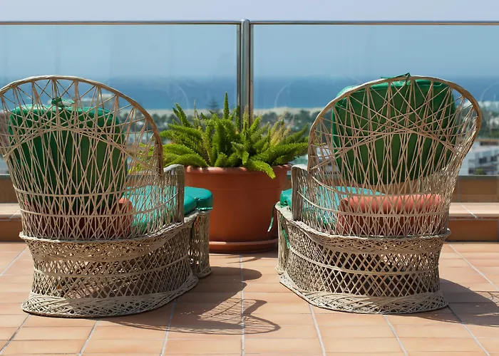 Bull Eugenia Victoria & Playa del Ingles (Gran Canaria)